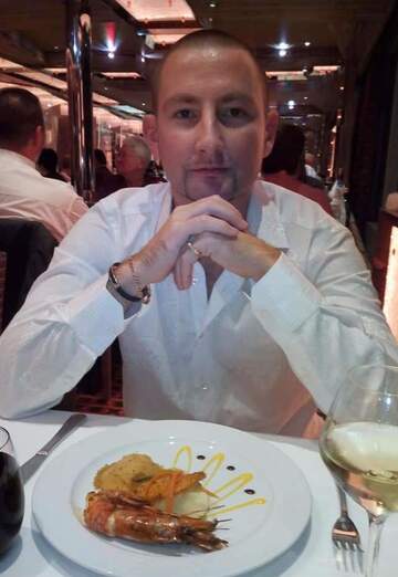 Artur (@artur100354) — my photo № 1