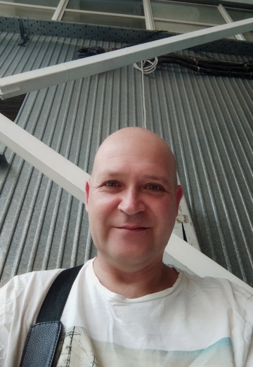 Viktor (@viktor234763) — my photo № 1