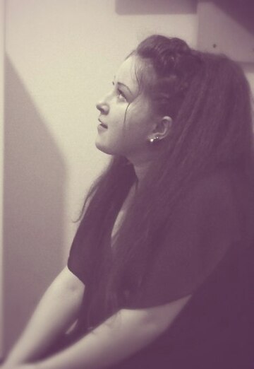 Selena Isidar (@selenaisidar) — my photo № 4
