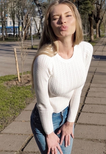 La mia foto - Yuliya, 25 di Čerkasy (@uliya208678)